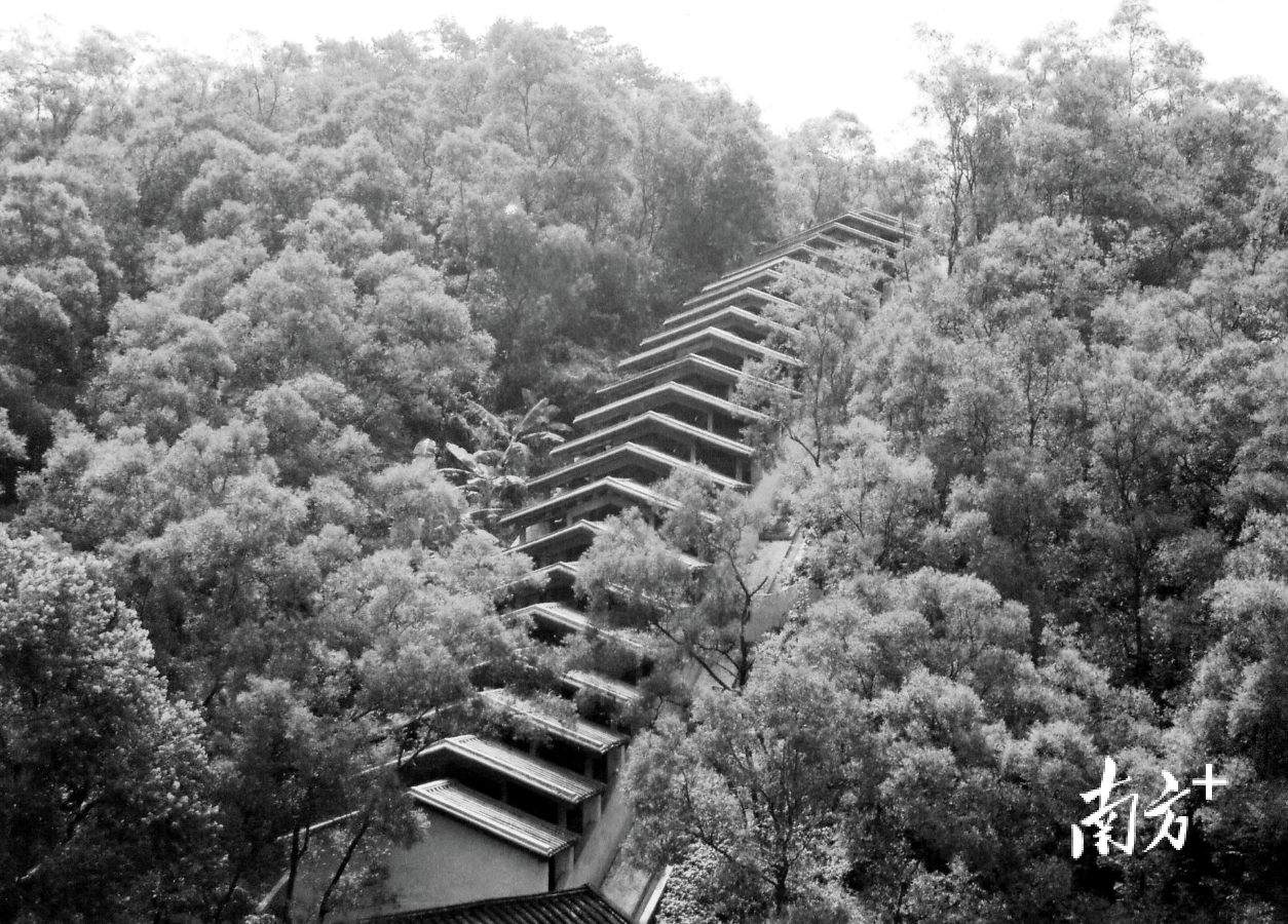 A scenic view of Chaozhou Bijiashan Chaozhou Yao Yizhi