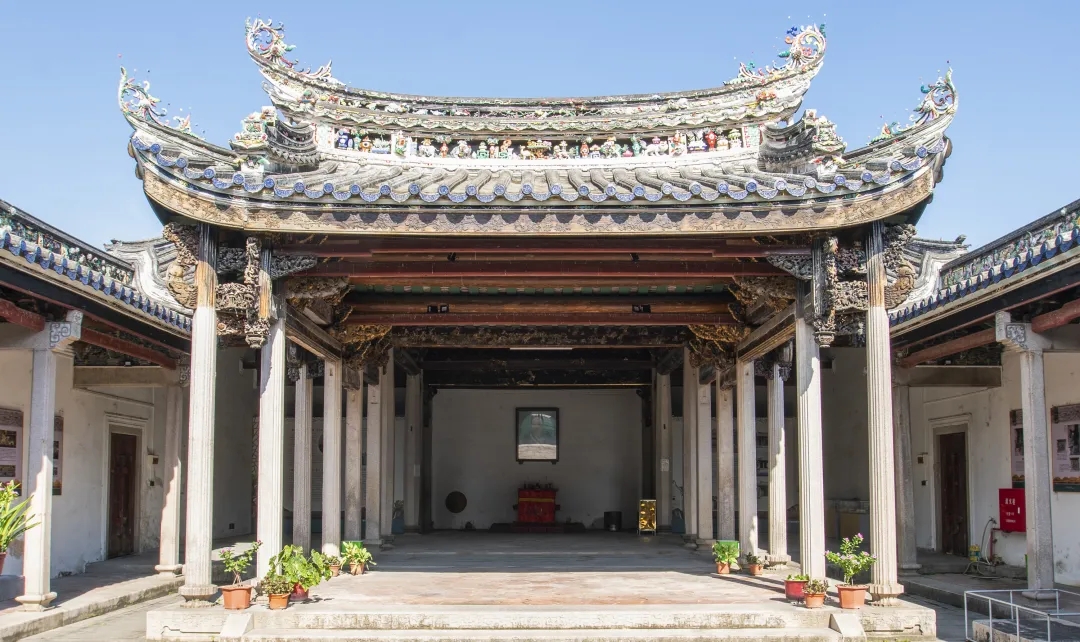A scenic view of Chaozhou Congxigong Ci