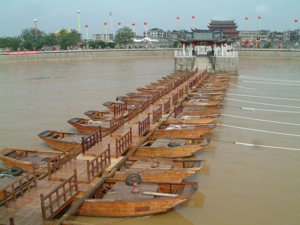 A scenic view of Chaozhou Guangjiqiao