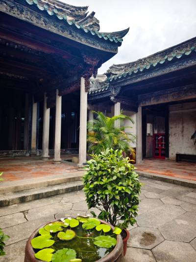 A scenic view of Chaozhou Jilue Huanggong Ci