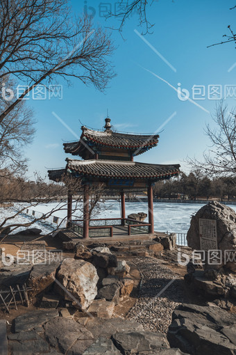 A scenic view of Chengde Banjie Pagoda