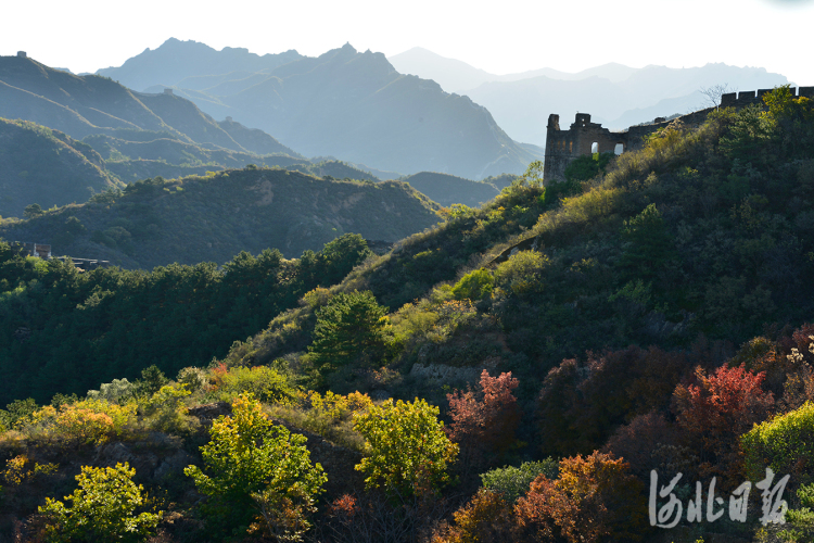A scenic view of Chengde Banjie Pagoda