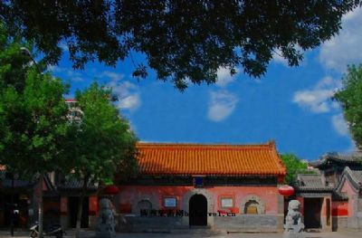 A scenic view of Chengde Chenghuang Temple