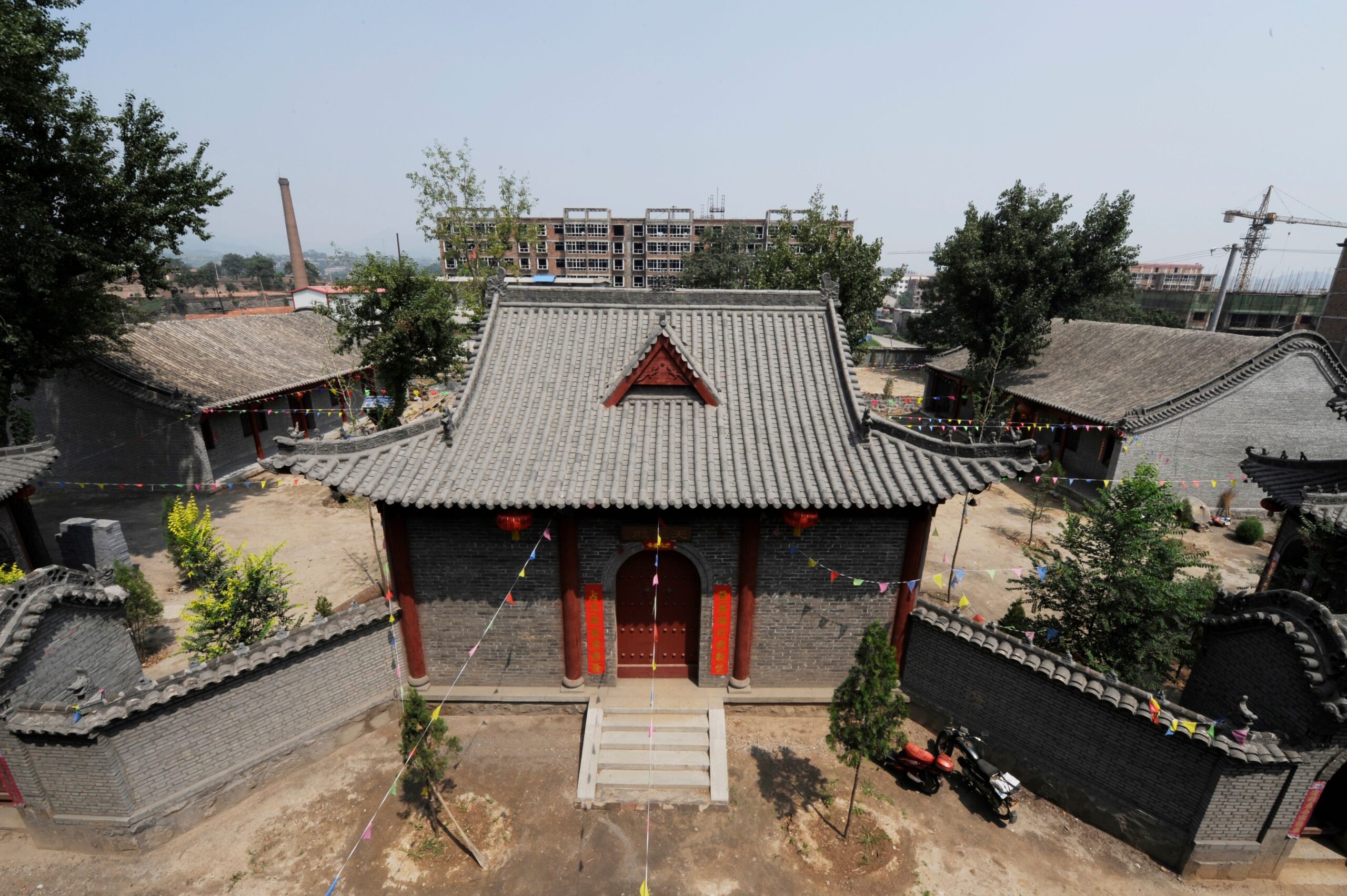 A scenic view of Chengde Huazidong Site