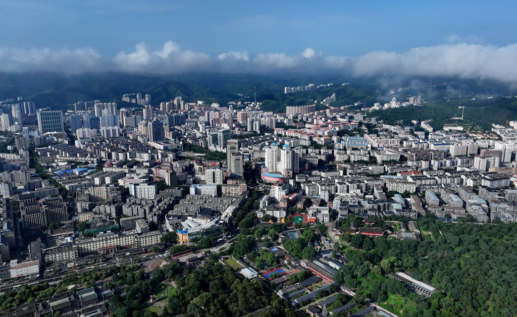 A scenic view of Chengde Huazidong Site