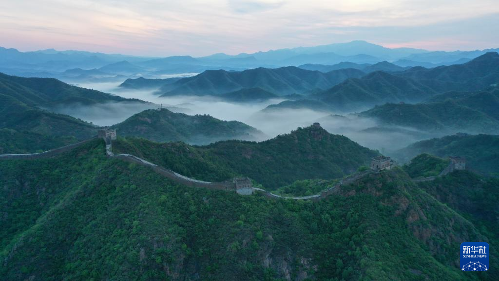 A scenic view of Chengde Jinshanling Great Wall