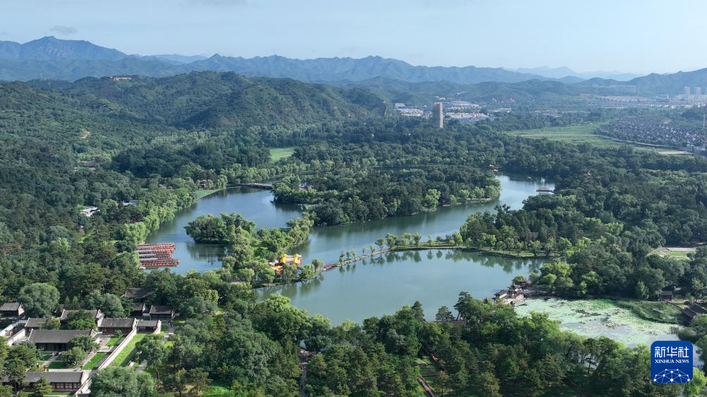 A scenic view of Chengde Mountain Resort