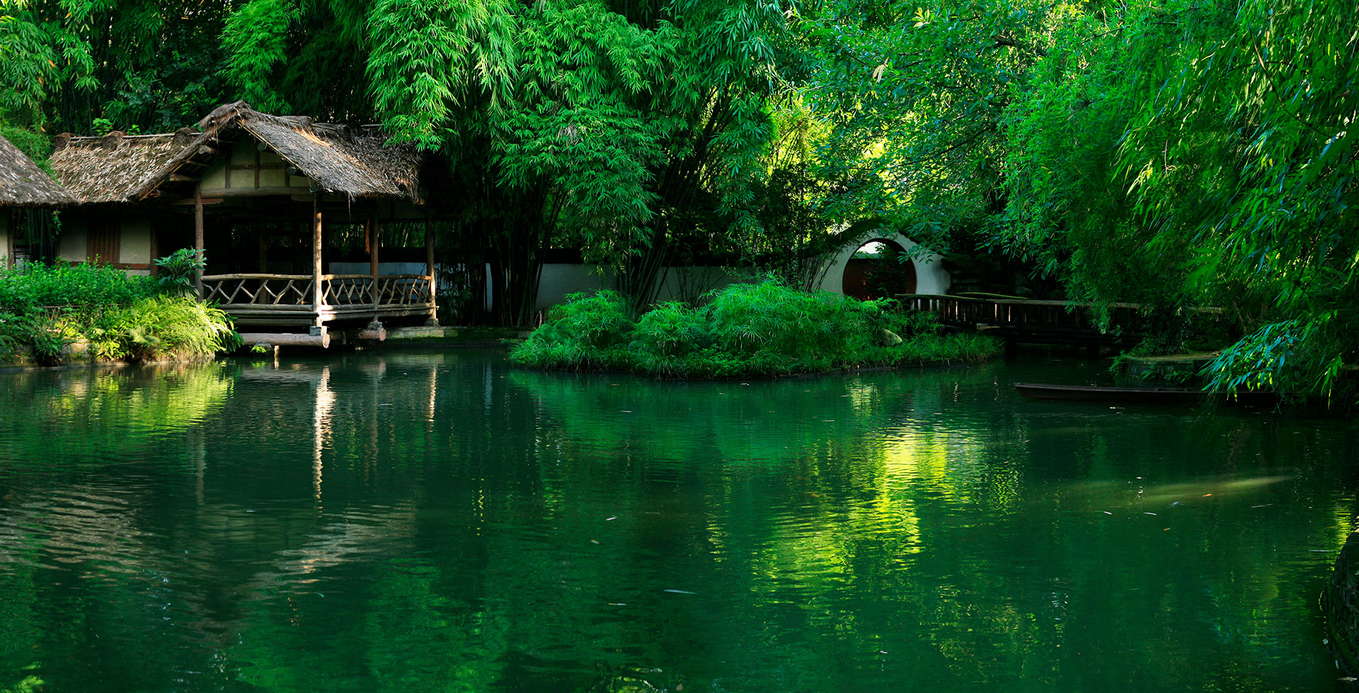 A scenic view of Chengdu Dufu Caotang