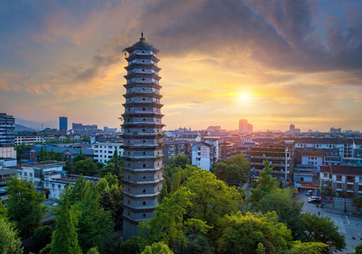 A scenic view of Chengdu Kuiguangta