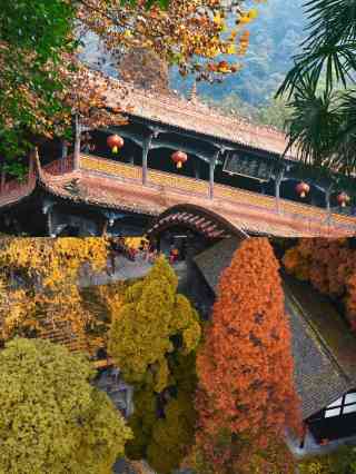 A scenic view of Chengdu Lingyansi Ji Qianfota