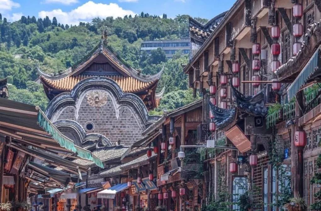 A scenic view of Chengdu Luodai Huiguan