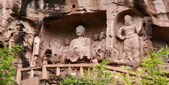 A scenic view of Chengdu Qionglai Shiku