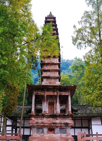 A scenic view of Chengdu Shitasi Shita