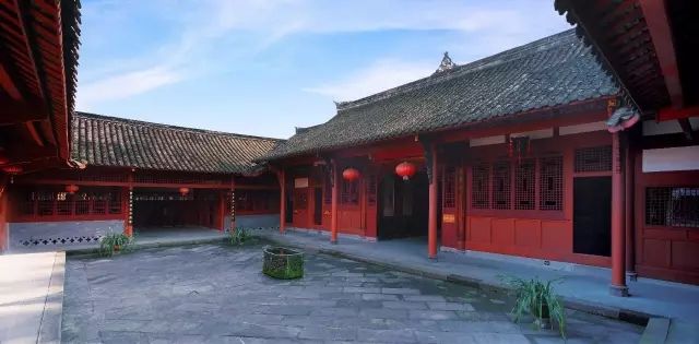 A scenic view of Chengdu Shouan Chenjia Dayuan