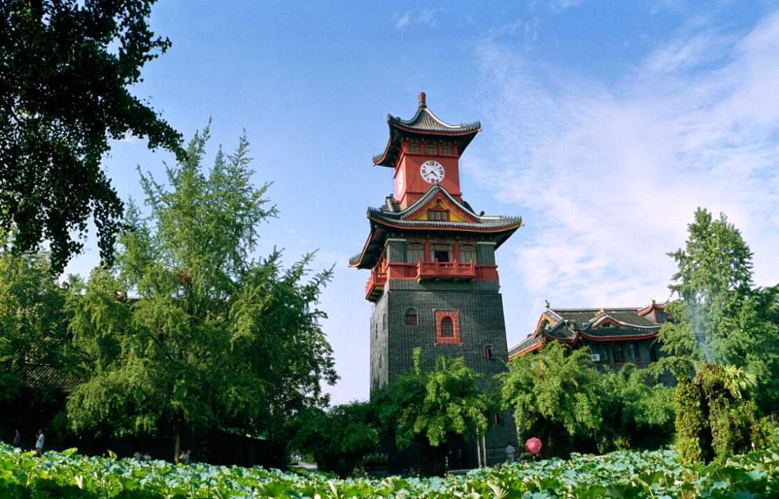 A scenic view of Chengdu Sichuan Daxue Zaoqi Jianzhu