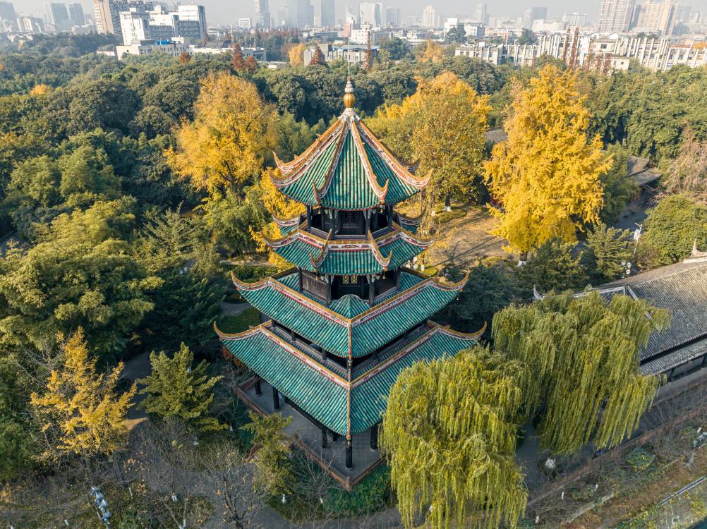 A scenic view of Chengdu Wangjianglou Gujianzhuqun