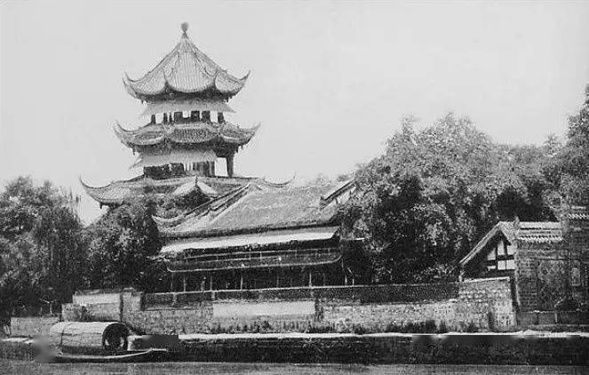 A scenic view of Chengdu Wangjianglou Gujianzhuqun