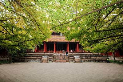 A scenic view of Chengdu Yanhuachi