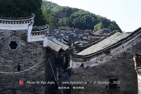 A scenic view of Chenzhou Banliangcun Gujianzhuqun