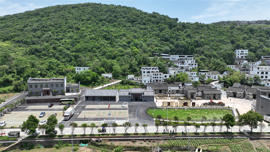 A scenic view of Chenzhou Dengzhongxia Guju