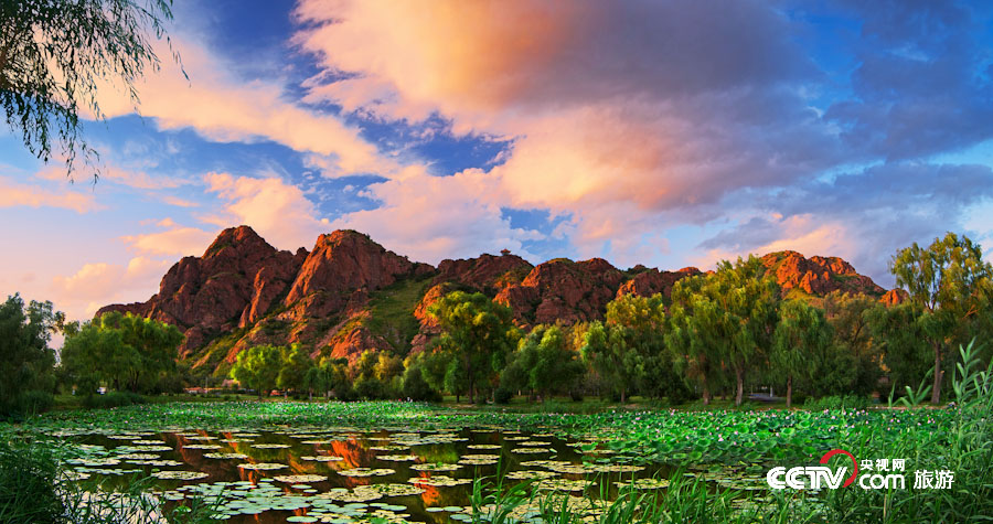 A scenic view of Chifeng Hongshanyizhiqun