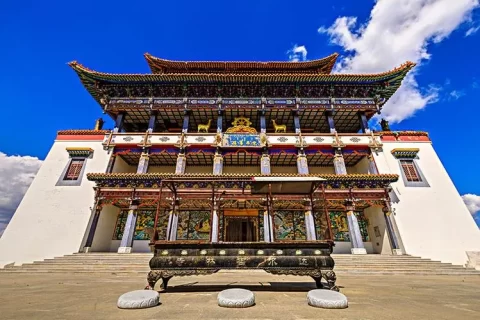 A scenic view of Chifeng Huifusi