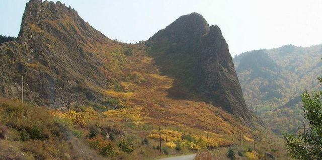 A scenic view of Chifeng Jinshanlongquansi
