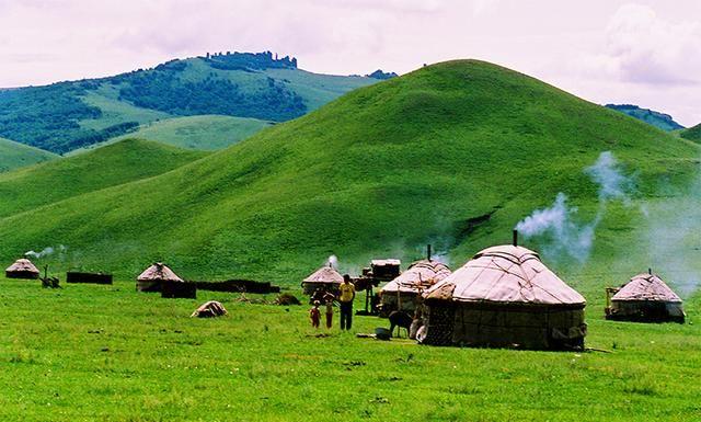 A scenic view of Chifeng Jinshanlongquansi