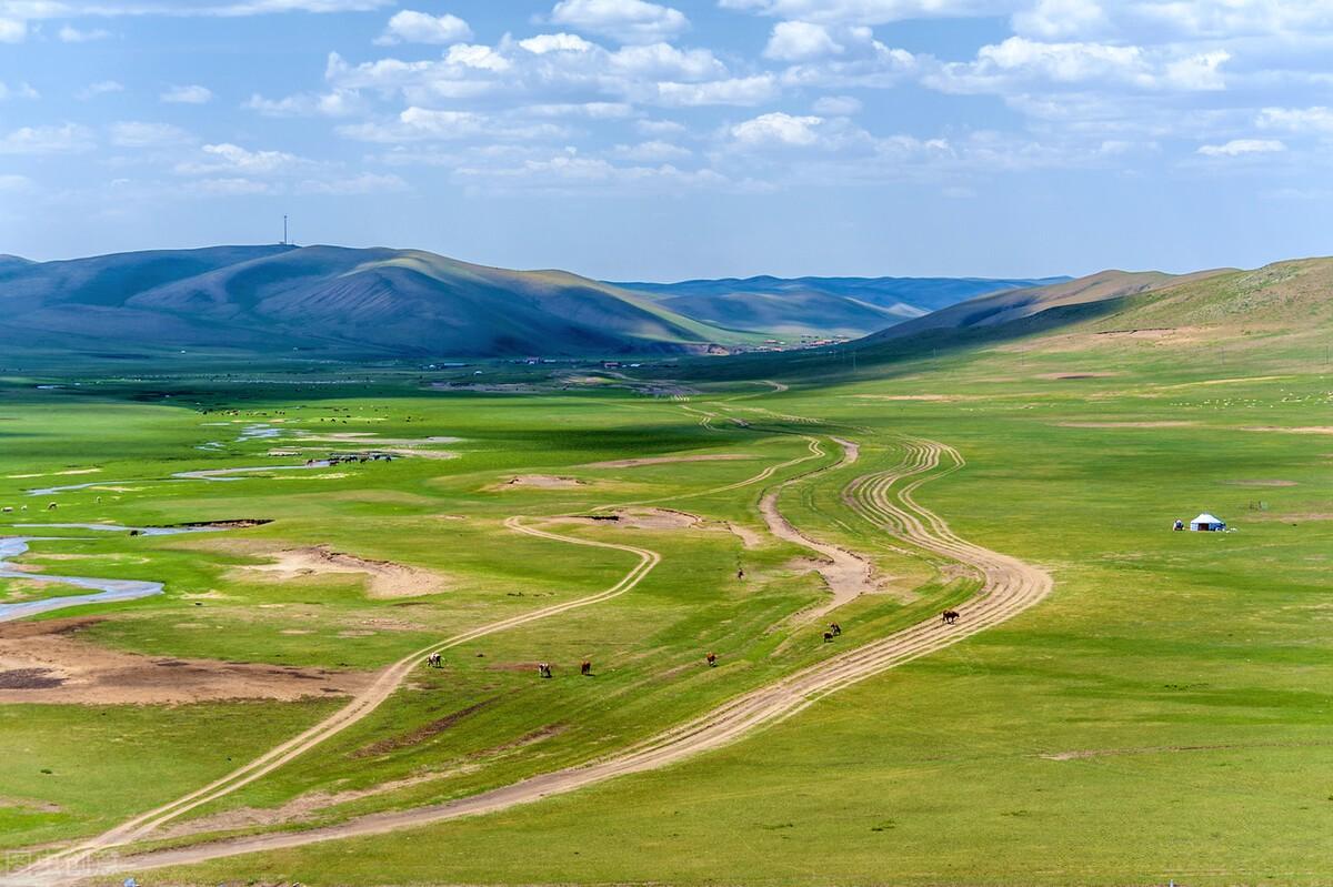 A scenic view of Chifeng Keshiketengyanhuaqun