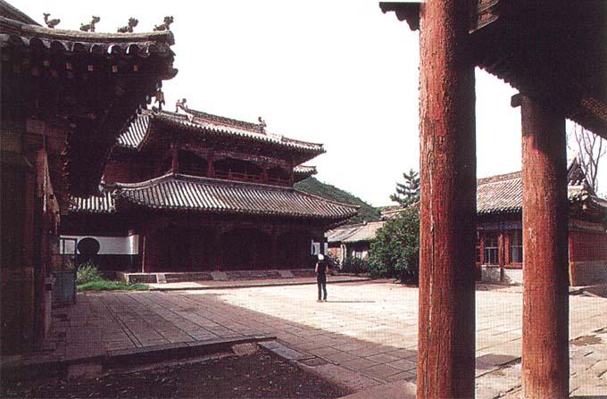 A scenic view of Chifeng Lingyuesi