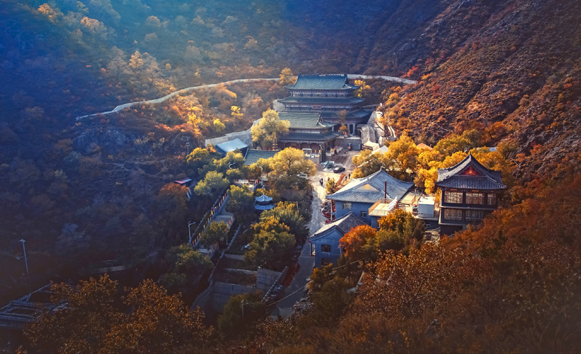 A scenic view of Chifeng Lingyuesi