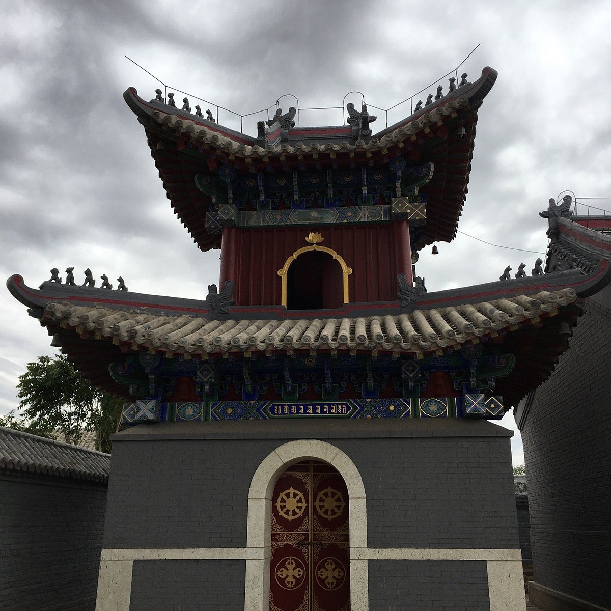 A scenic view of Chifeng Zhangyingruijiazumudi