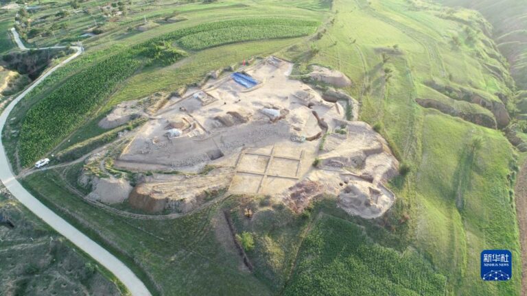 Experience Chifeng’s Ancient Heritage at Zhaobaogouyizhi: Travel Tips and Insights