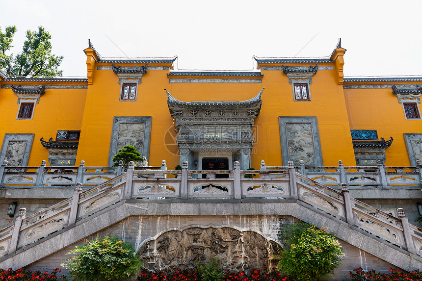 A scenic view of Chizhou Jiuhuashan Qiyuansi