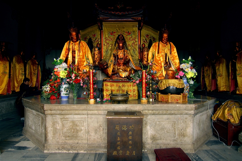 A scenic view of Chizhou Jiuhuashan Yueshendian