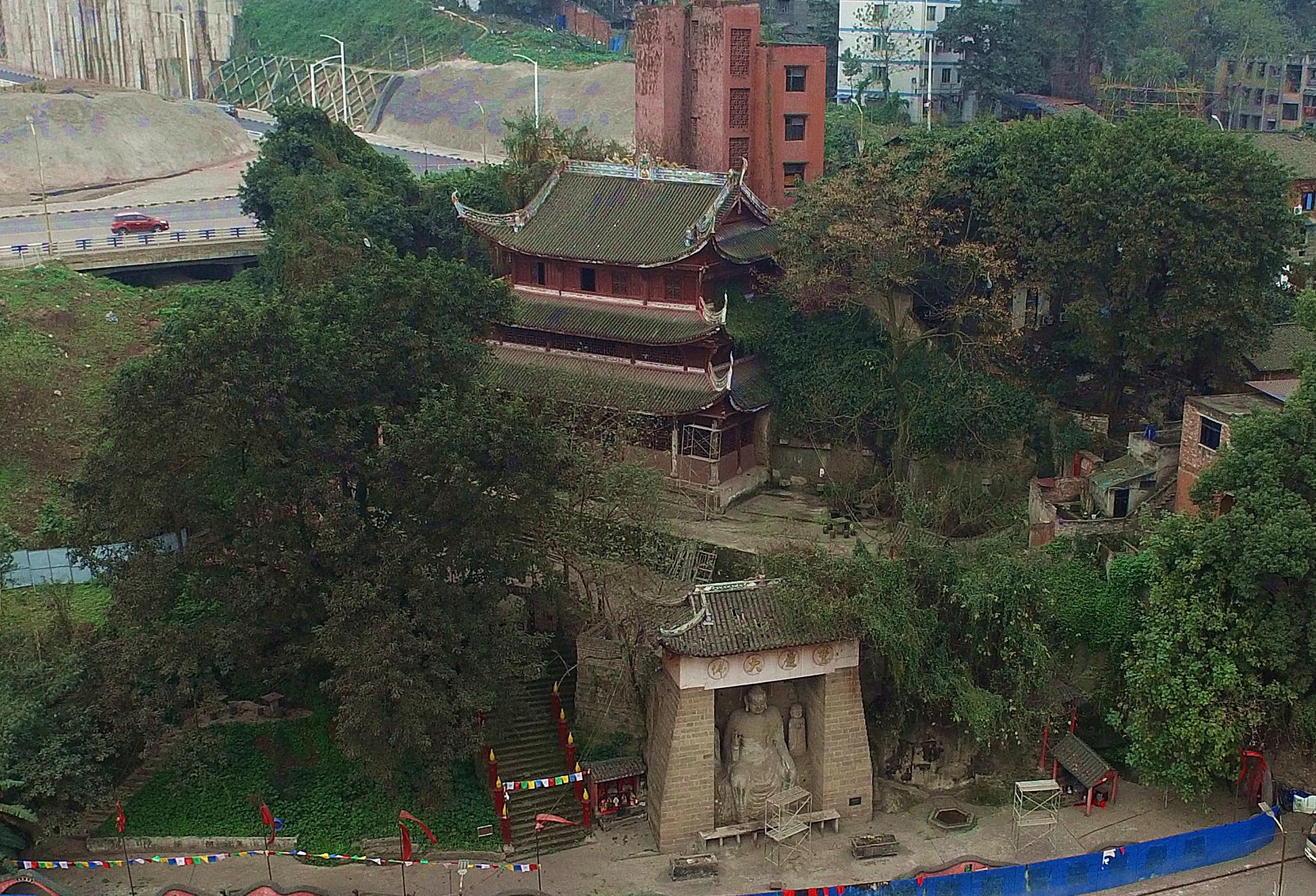 A scenic view of Chongqing Danzishi Moya Zaoxiang
