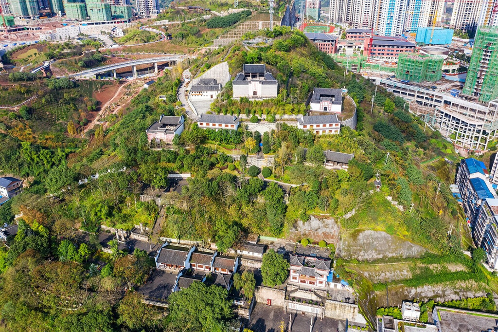 A scenic view of Chongqing Dingfangque Wumingque