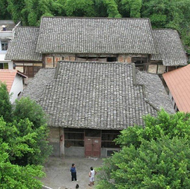 A scenic view of Chongqing Dubo Si Zhengdian