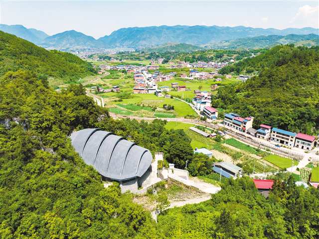 A scenic view of Chongqing Longgupo Yizhi