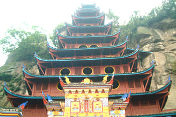 A scenic view of Chongqing Shibaozhai