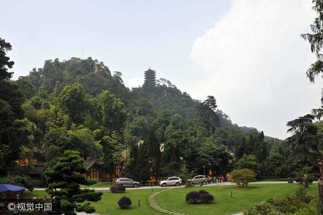 A scenic view of Chongqing Shijie Foxueyuan Hanzang Jiaoliyuan Jiuzhi