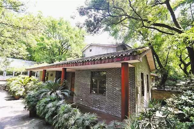 A scenic view of Chongqing Tongmengguo Zhuyu Waijiao Jigou Jiuzhiqun