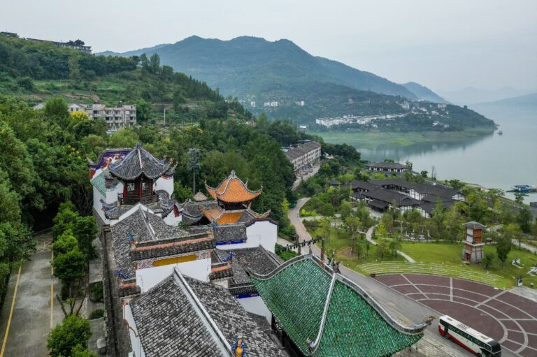 Discover the Mystique of Chongqing Zhanghuanhou Miao: A Cultural Gem in the Heart of Chongqing