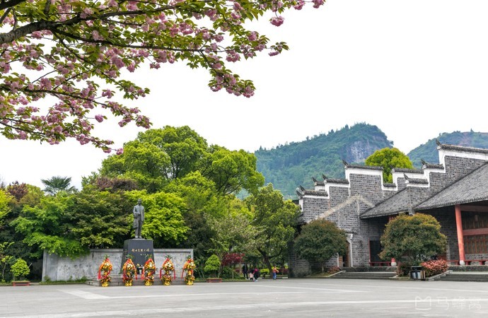 A scenic view of Chongqing Zhaoshiyan Guju