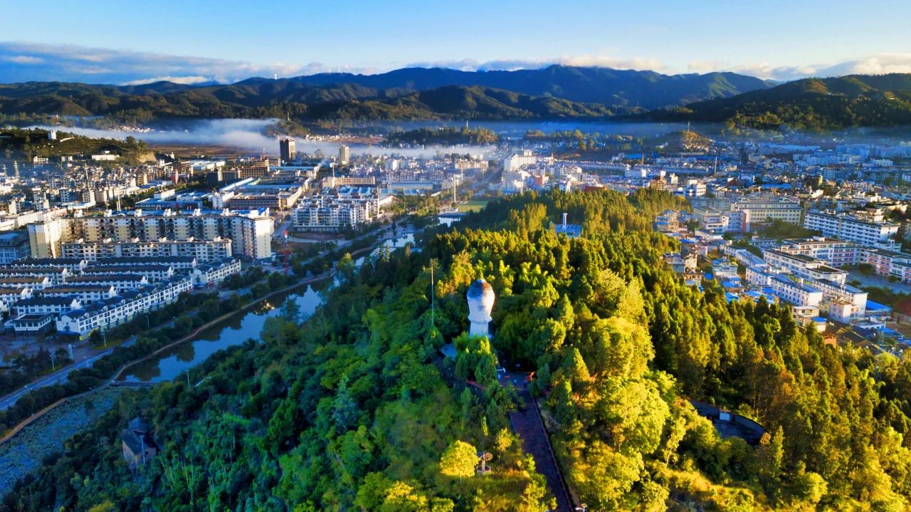 A scenic view of Chuxiong Dayao Baita