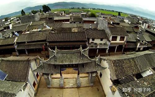 A scenic view of Chuxiong Longhuasi