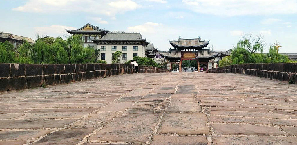 A scenic view of Chuxiong Xingxiuqiao He Fengyuqiao