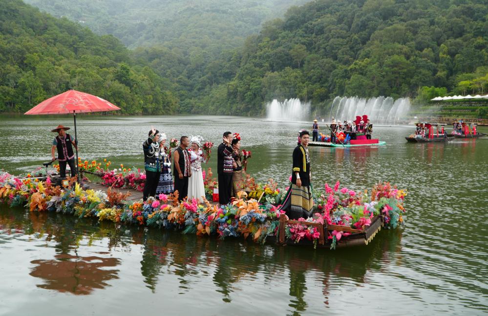 A scenic view of Cross Province Chamagudao