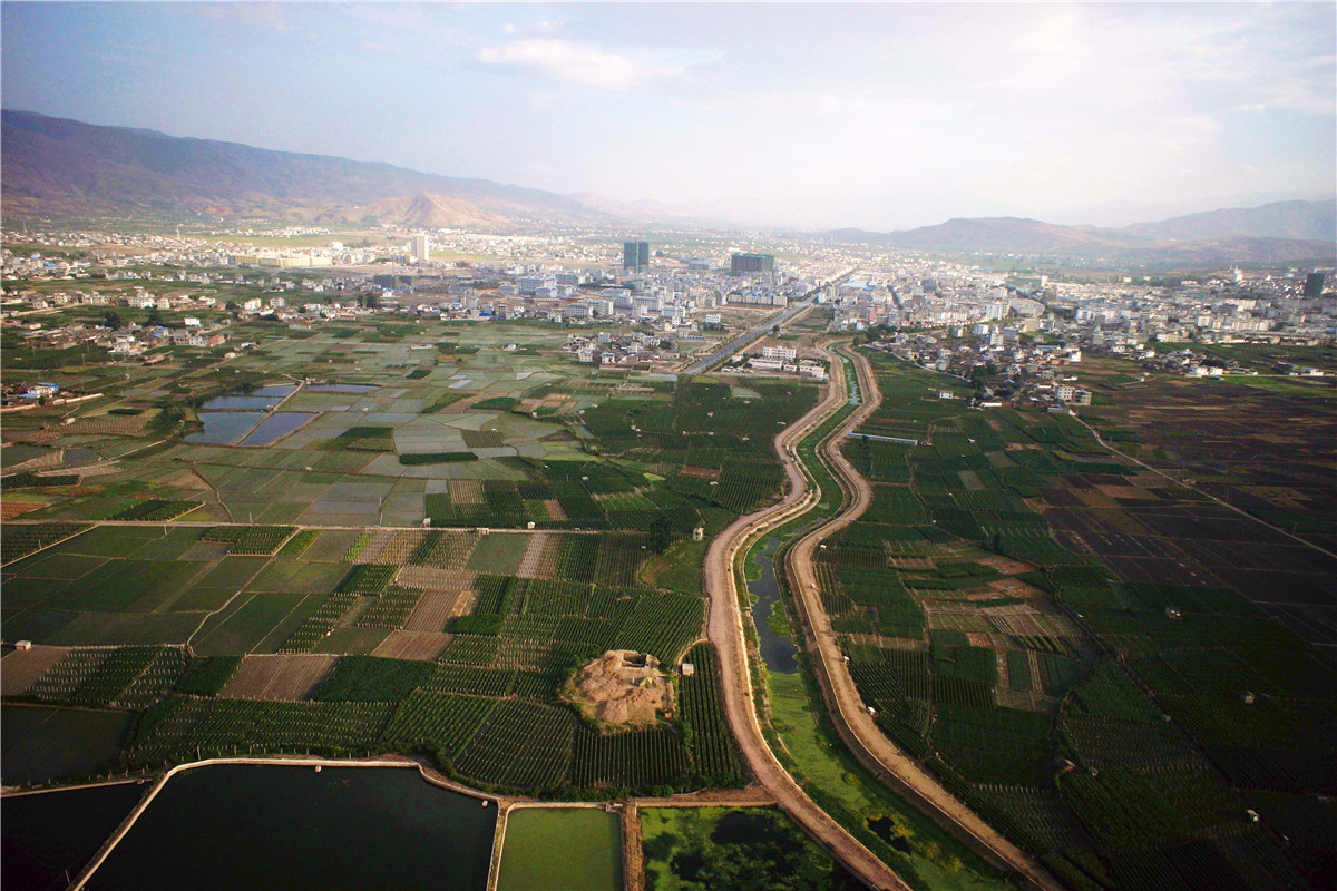 A scenic view of Dali Baiyangcun Yizhi