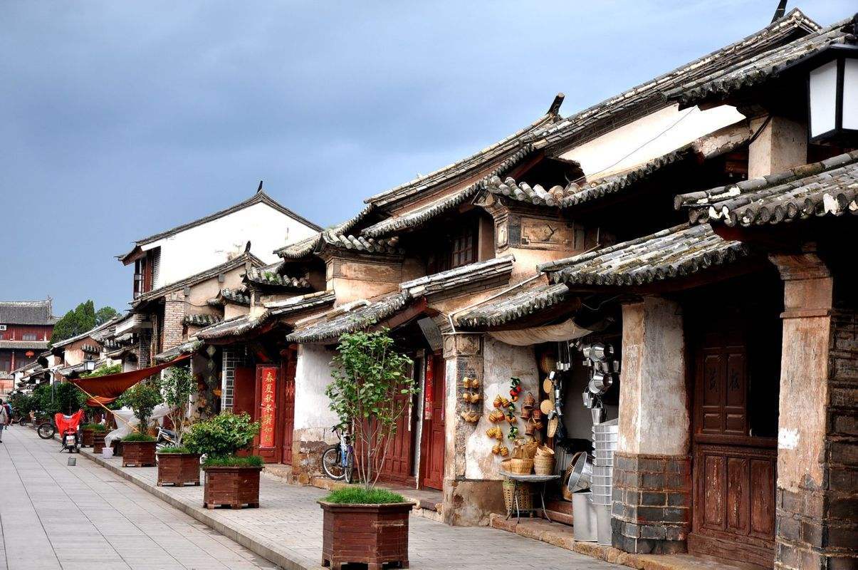 A scenic view of Dali Changchundong Dengjuesi